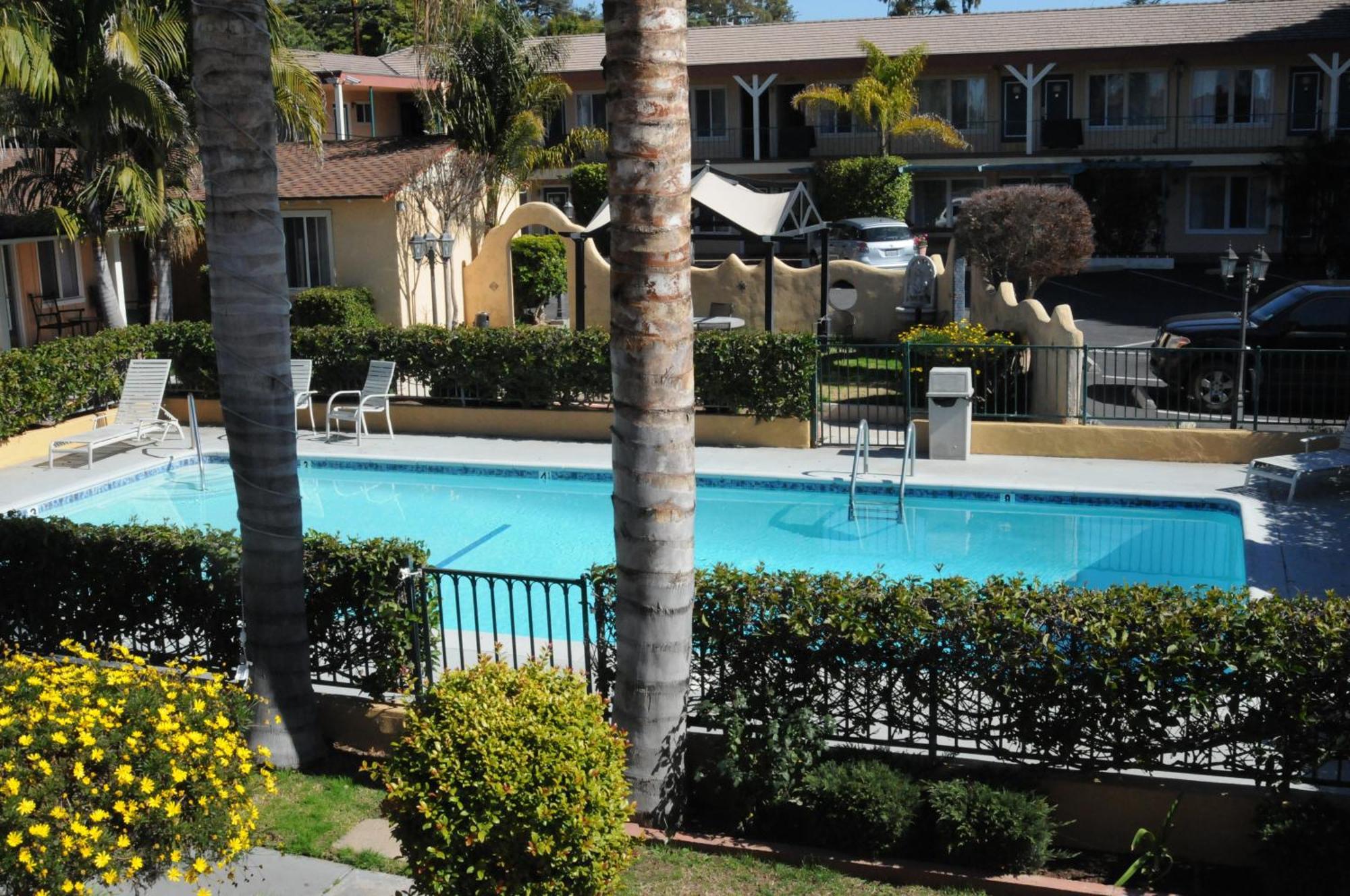 Oasis Inn And Suites Santa Barbara Exterior foto