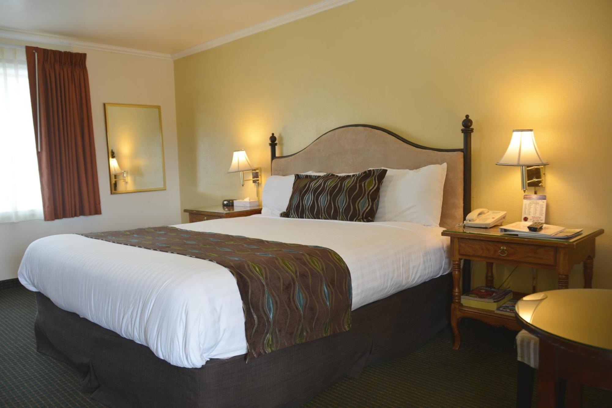 Oasis Inn And Suites Santa Barbara Zimmer foto