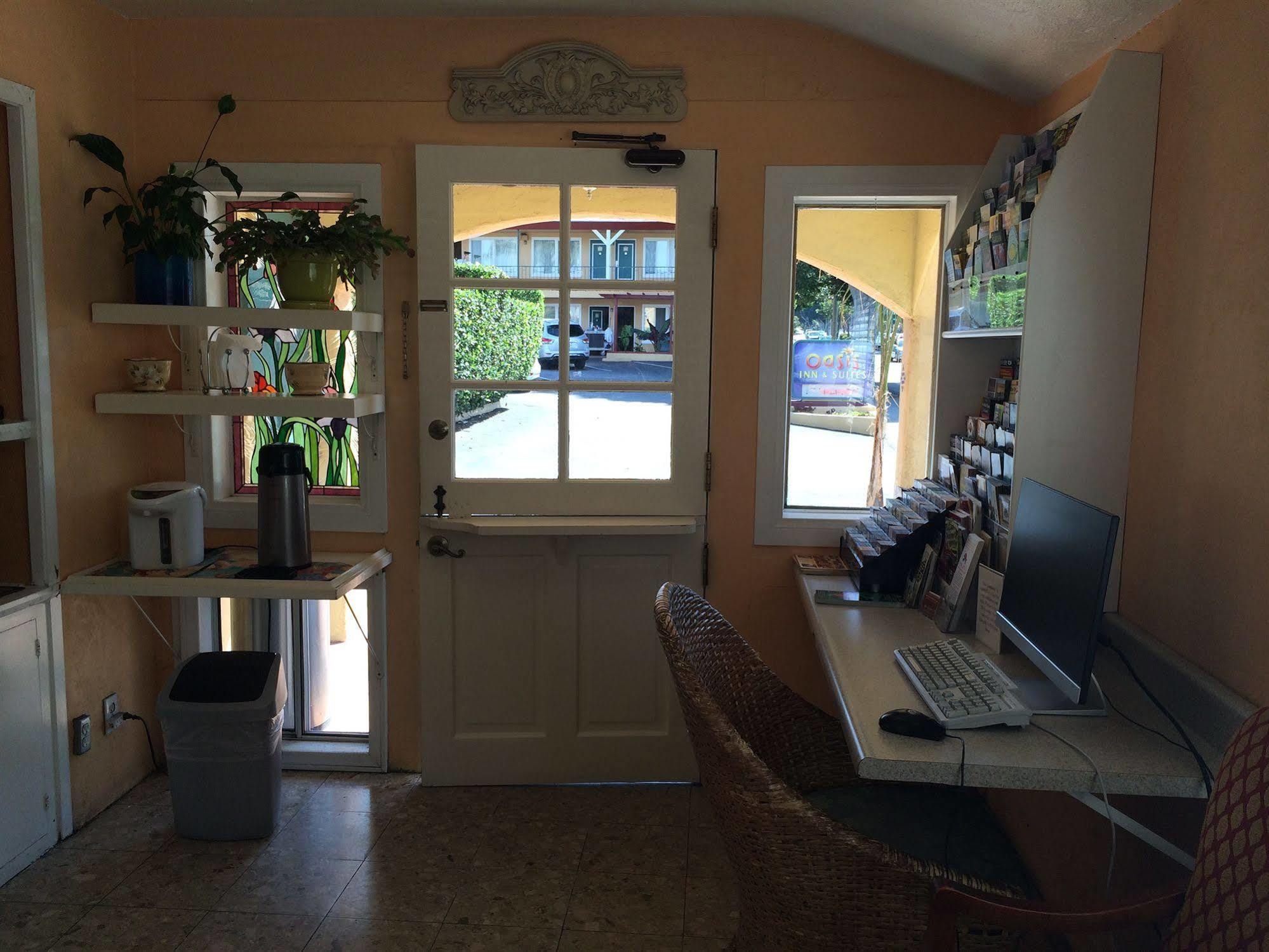 Oasis Inn And Suites Santa Barbara Exterior foto